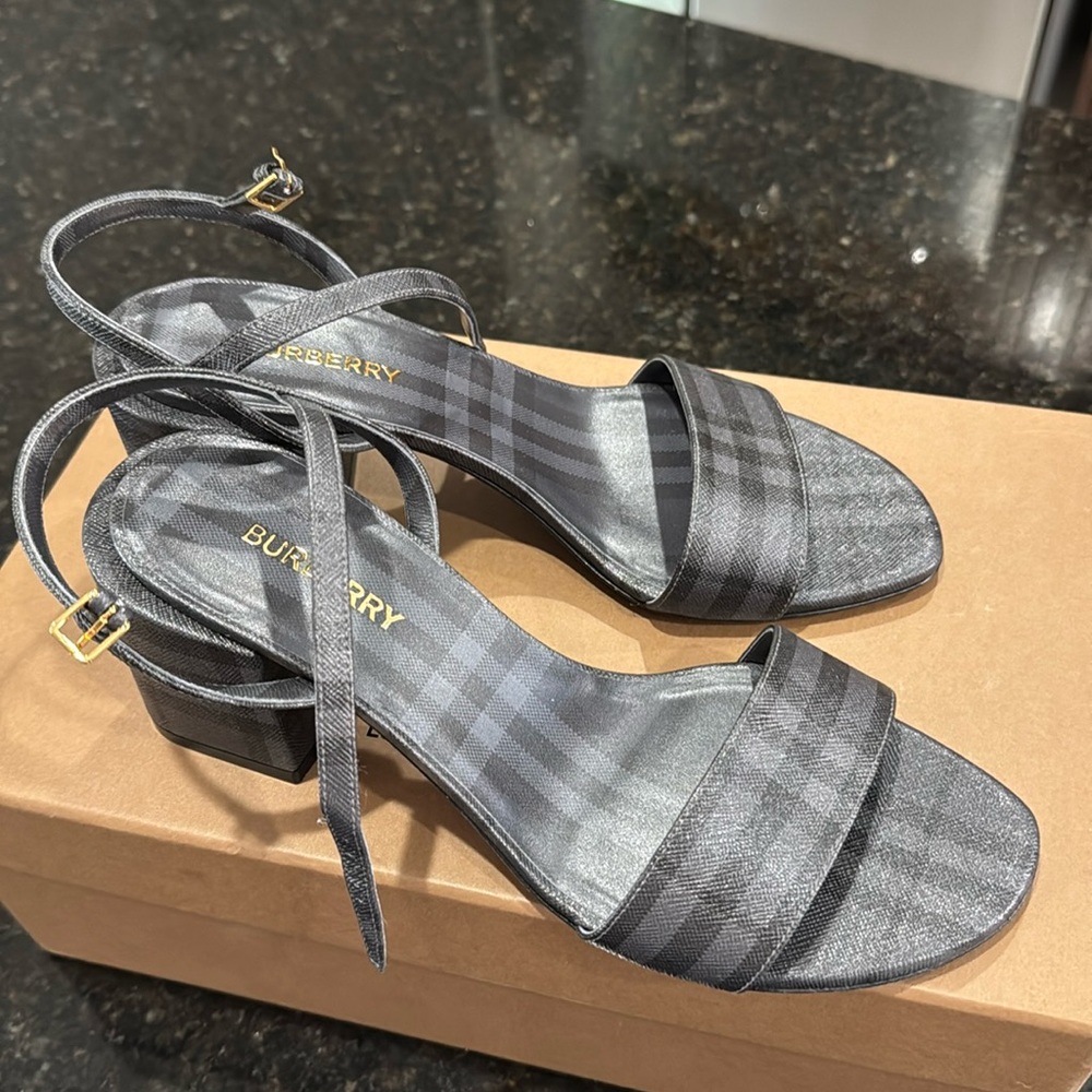 Burberry sandals